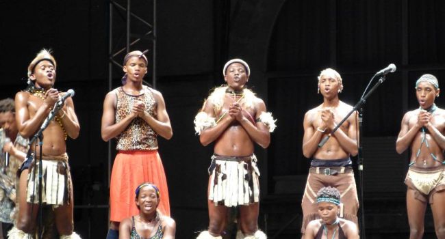 La magie sud-africaine opérait jeudi dernier au festival couleurs du sud